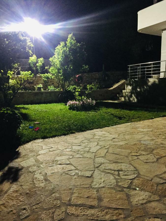 Mana Apartments Ksamil Exterior foto
